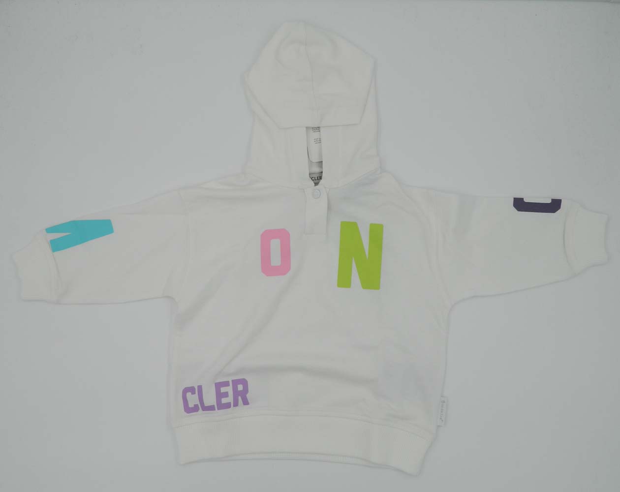 Moncler_Felpa_bimba_manica_lunga_bianca_con_lettere_colorate Moncler Felpa bimba manica lunga bianca con lettere colorate - immagine 1