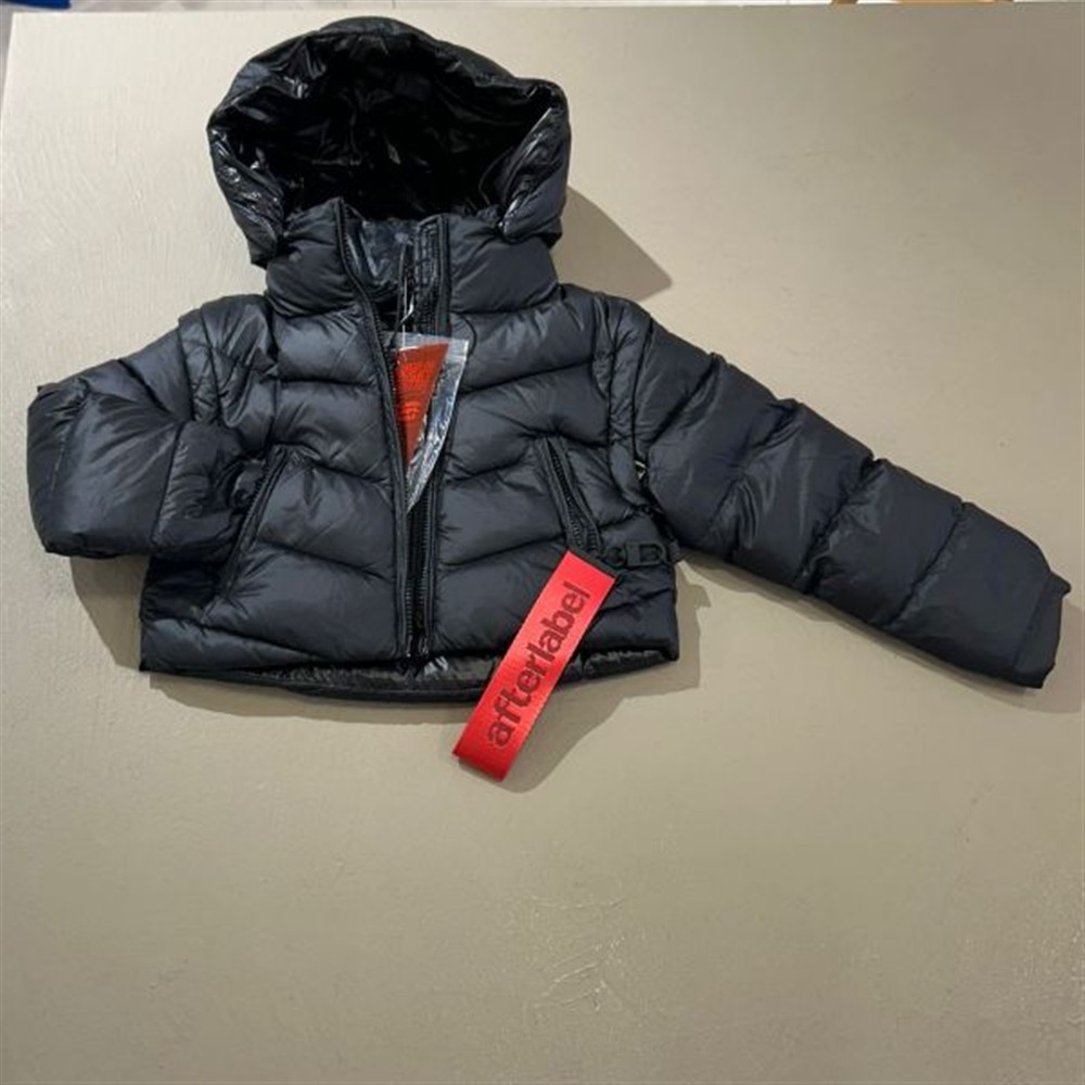 after_label_giubbotto_nero_corto